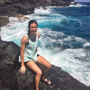 Meet your Posher, Abby